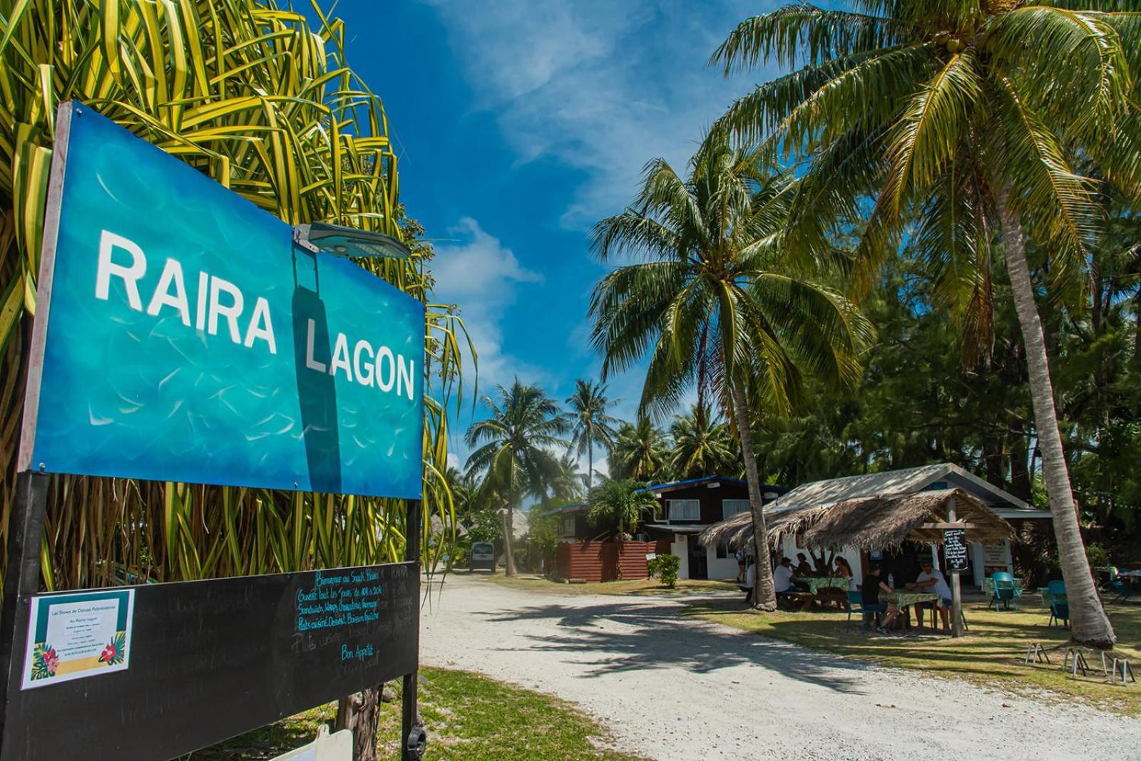 Raira Lagon Avatoru Exterior foto